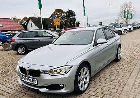 BMW 328 i*BI-XENON*HEAD-UP*LEDER*NAVI*SHZ*PDC*1.HAND*