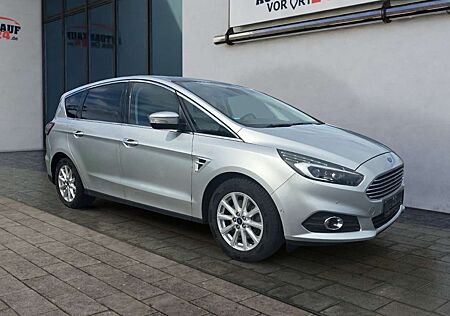 Ford S-Max 2.0 TDCI Titanium AWD*Pano*AHK* Klima Navi