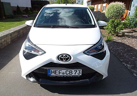 Toyota Aygo x-play