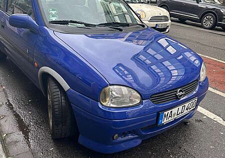 Opel Corsa 16V City