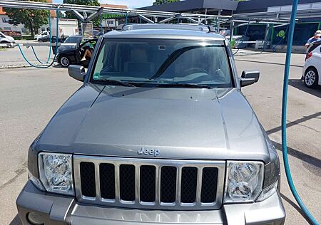 Jeep Commander gebraucht kaufen Jeep Commander 3.0 CRD DPF Automatik Overland