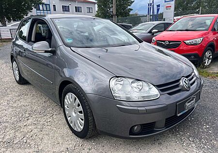 VW Golf Volkswagen 1.6 Klimaauto. SHZ Tüv