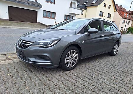 Opel Astra Edition Start/Stop 1.Hand Klimaanlage/Tüv 03-26