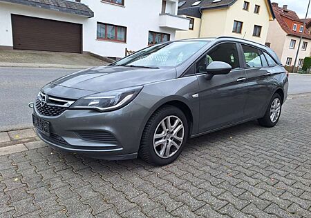 Opel Astra Edition Start/Stop 1.Hand Klimaanlage/Tüv 03-26