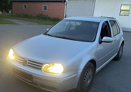 VW Golf Volkswagen 1.9 TDI Comfortline