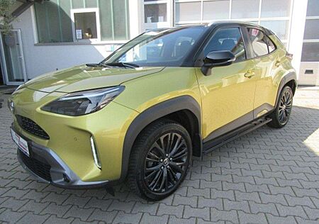 Toyota Yaris Cross Hybrid AWD-i Adventure