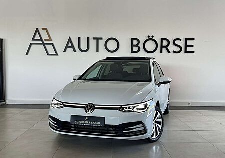 VW Golf Volkswagen VIII Lim. e-Hybrid*STYLE*PANO*ViCo*AHK*LED*