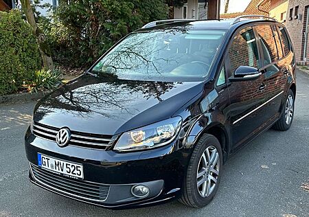 VW Touran Volkswagen Highline 2,0 TDI DSG Automatik - Kamera - Carplay