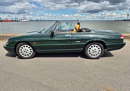 Alfa Romeo Spider 2.0