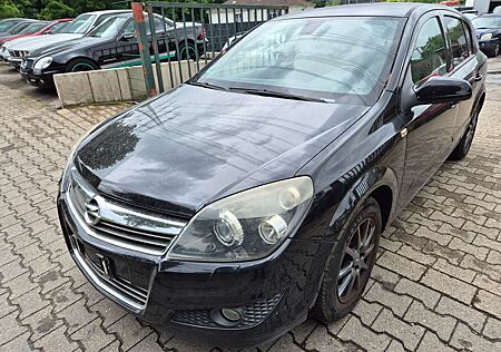 Opel Astra Innovation "110 Jahre" Tüv 08.2026