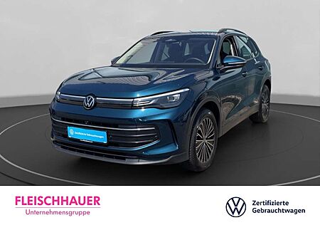 VW Tiguan Volkswagen Life ACC RFK AHK schwenk IQDrivePaket Navi Winterp
