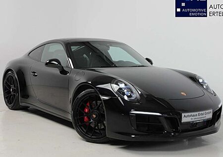 Porsche 991 Carrera 4 GTS