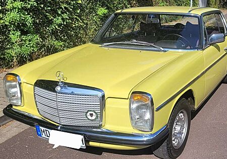Mercedes-Benz W 114/115 Strich-Acht 280 C Coupe 2-türig