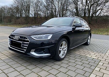 Audi A4 Avant Diesel 40 TDI quattro Matrix S tronic adva