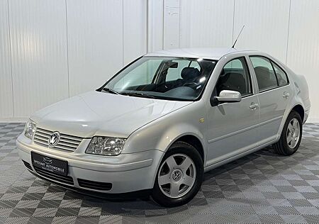 Volkswagen Bora 1.6 16V|93 TSD KM|SCHECKHEFT|KLIMAAUTOMATIK