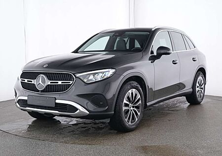 Mercedes-Benz GLC-Klasse GLC 200 4MATIC SpurW W-Paket PDC SHZ LED elSitz
