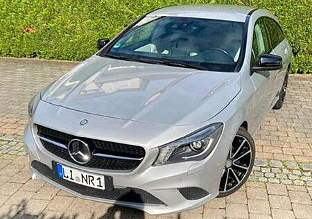 Mercedes-Benz CLA 180 CLA Shooting Brake 180 7G-DCT Urban