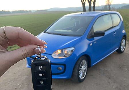 VW Up Volkswagen ! BlueMotion Technology move