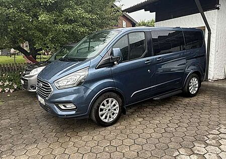 Ford Tourneo Custom 320 L1H1 VA Titanium