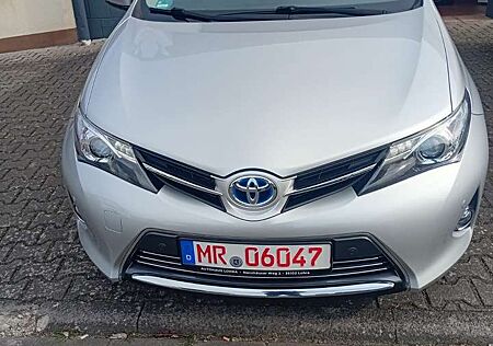 Toyota Auris 1.8 VVT-i Hybrid Automatik Touring Sports Executiv