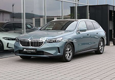 BMW 520 d xDr. Touring *AD.FAHRWERK PROF.*KOMFORTSITZ*PANO