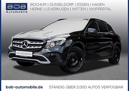 Mercedes-Benz GLA 180 Style NAVI SHZ PDC BT KLIMA