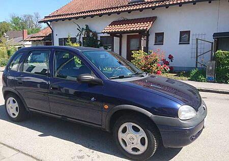Opel Corsa 1,2i Automatik 5trg. World Cup 4AB GSD TÜV 4/27