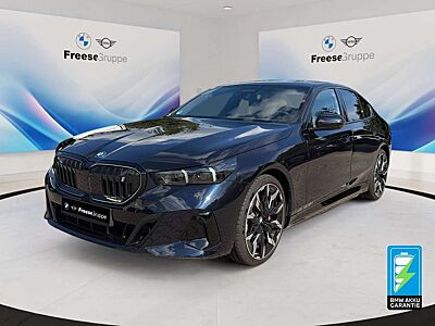 BMW i5 xDrive40 M-Paket Pro | AHK 360° STANDHZ RFK