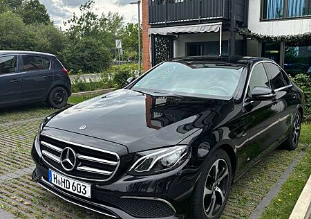 Mercedes-Benz E 220 d (213.004)