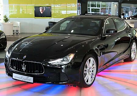 Maserati Ghibli Sport*LEDER*NAVI*PDC*20Z*SHZ*KAMERA*2 HD*