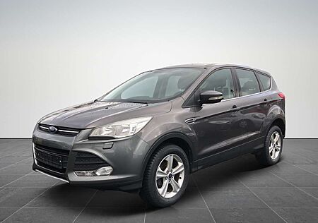 Ford Kuga 2.Hand+ Scheckheft+ PDC+ Tempomat+P Keyfree