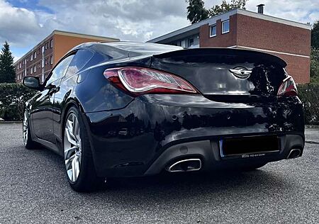 Hyundai Genesis Coupe 2.0T Facelift / TÜV 11/26