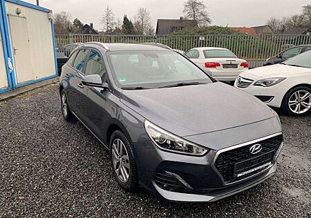 Hyundai i30 Trend1/HAND/NAVI/EURO 6 KAT/AUTOMATIK