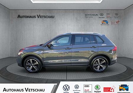 VW Tiguan Volkswagen Active 1.5 TSI OPF DSG/AHZV/LED/ACC Navi