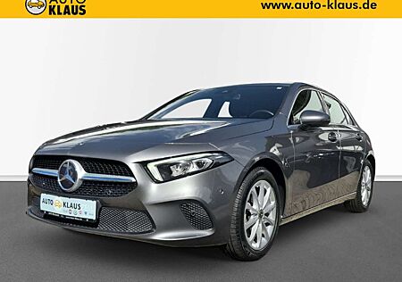 Mercedes-Benz A 200 Progressive Advanced LED CarPlay RFK PDC