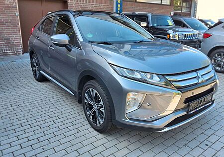 Mitsubishi Eclipse Cross Top 2WD PANO,AUTO,NAVI,1.Hd.LEDER,