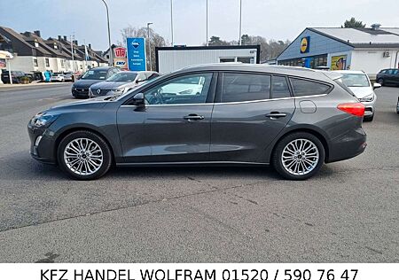 Ford Focus 1.0 Turnier Titanium NUR 1 Halter,99.800KM