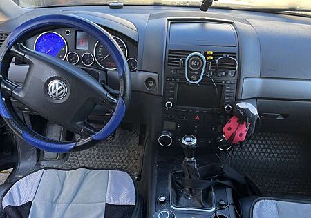 VW Touareg Volkswagen 2.5 R5 TDI