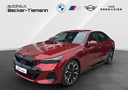 BMW i5 eDrive40 Limousine 21" / M Paket / ParkAss+ / Harm