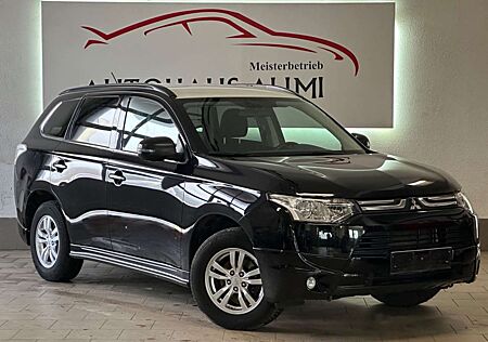 Mitsubishi Outlander Invite ClearTec 2WD Scheckheft