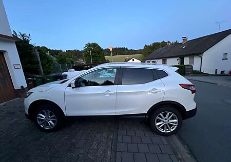 Nissan Qashqai 1.2 DIG-T TEKNA