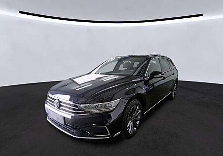 VW Passat Variant Volkswagen GTE 18Z./ACC/MASSAGE/PANO/ALARM