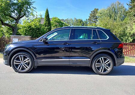 VW Tiguan Volkswagen 2.0 TDI SCR 4Motion (BlueMotion Techn.) DSG