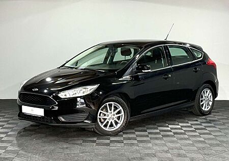Ford Focus Lim. Trend / 2. Hand / wenig KM / TÜV NEU