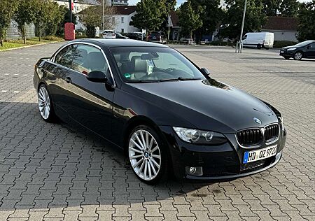 BMW 325i 325 Cabrio Aut.