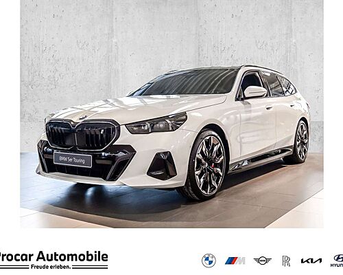 BMW i5 eDrive40 Tour. M Sport Pro HUD+PANO+ACC+AHK +Autob