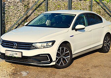 VW Passat Volkswagen Lim. GTE