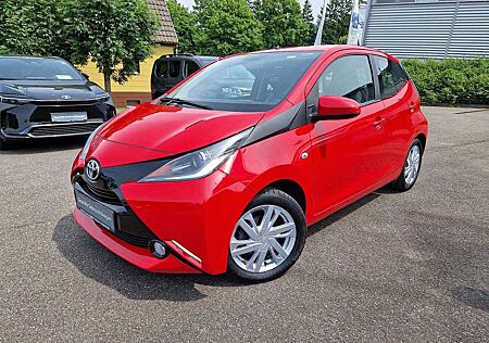 Toyota Aygo 5-Türer x-play touch