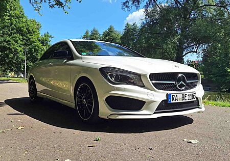 Mercedes-Benz CLA 250 7G-DCT AMG Line