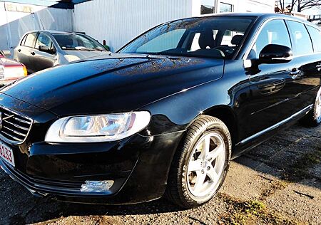 Volvo V70 Kombi Kinetic AHZV/Klimaaut./Alu/ZR. Neu/Eu6